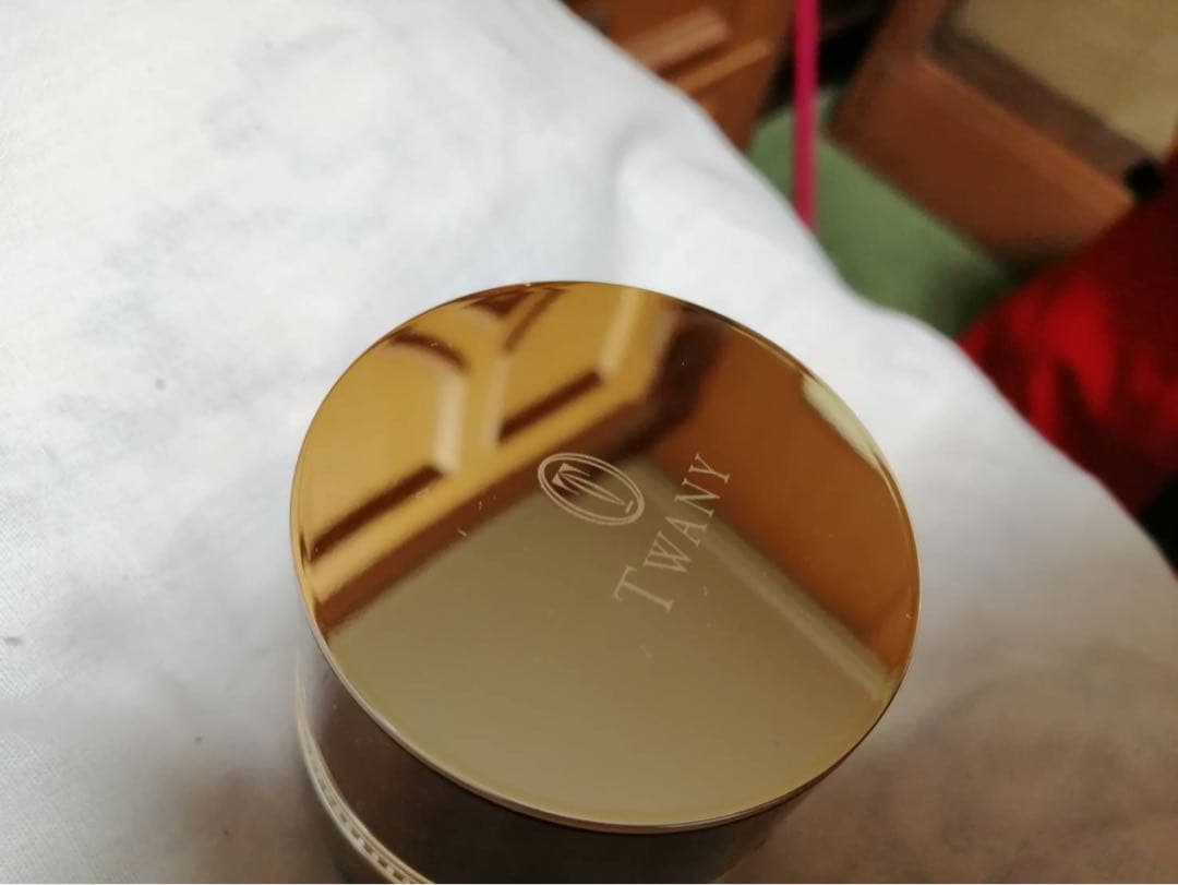 トワニー センチュリー ザ・ザクリーム未開封、未使用 箱ありません