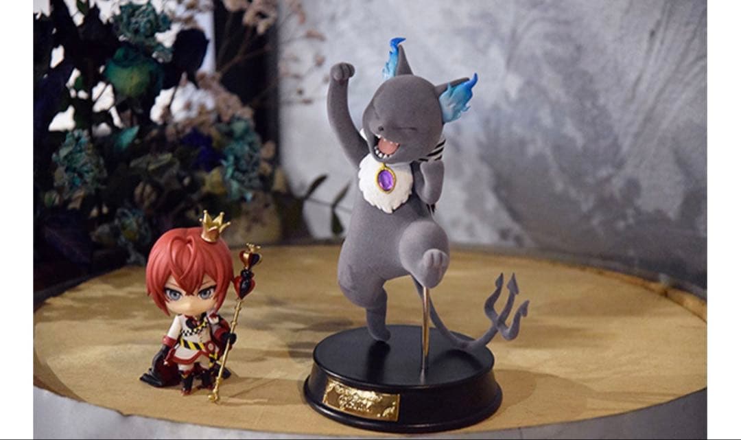 ツイステッドワンダーランド 2022年 グリム フロッキーフィギュア