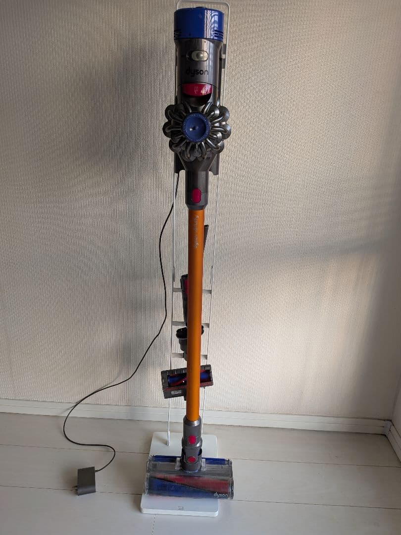 Dyson スティッククリーナー 充電スタンド付き