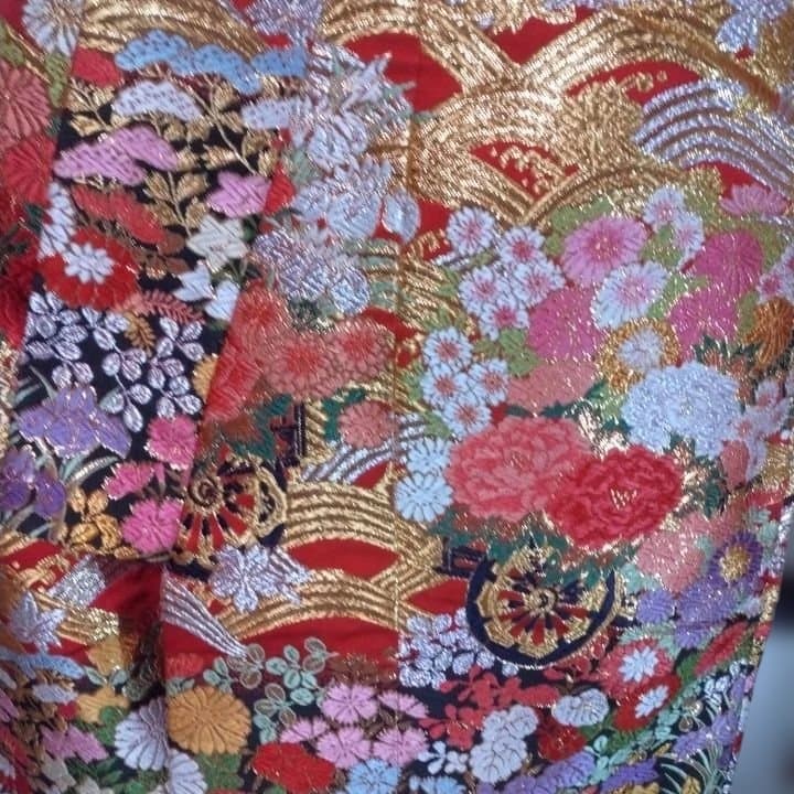 色打掛 花柄 金糸唐織りM