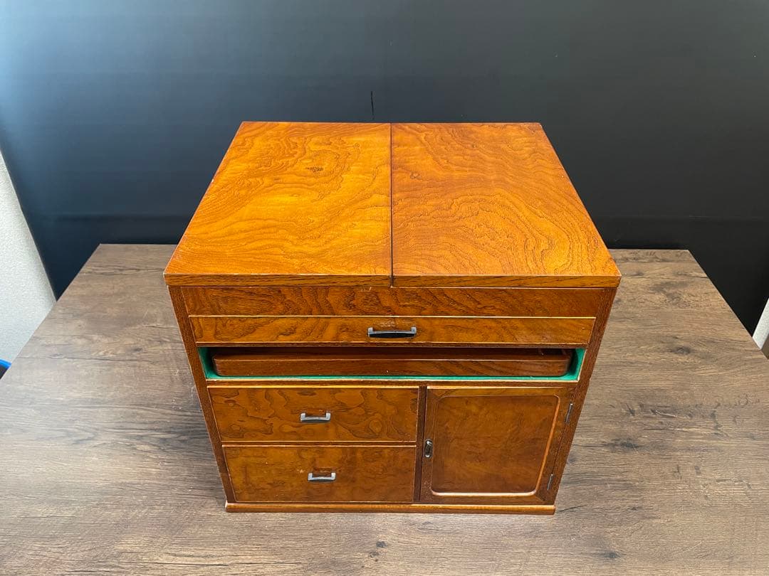 高級　漆塗り　化粧箱　鏡台　お直し