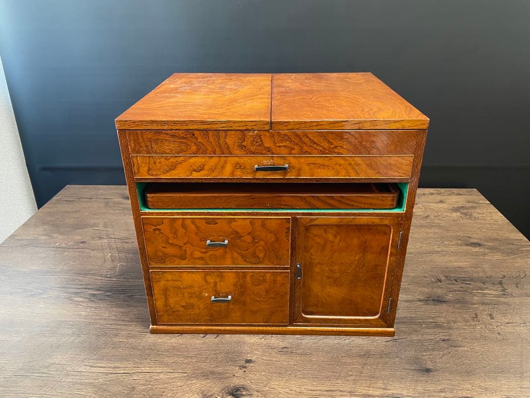 高級　漆塗り　化粧箱　鏡台　お直し