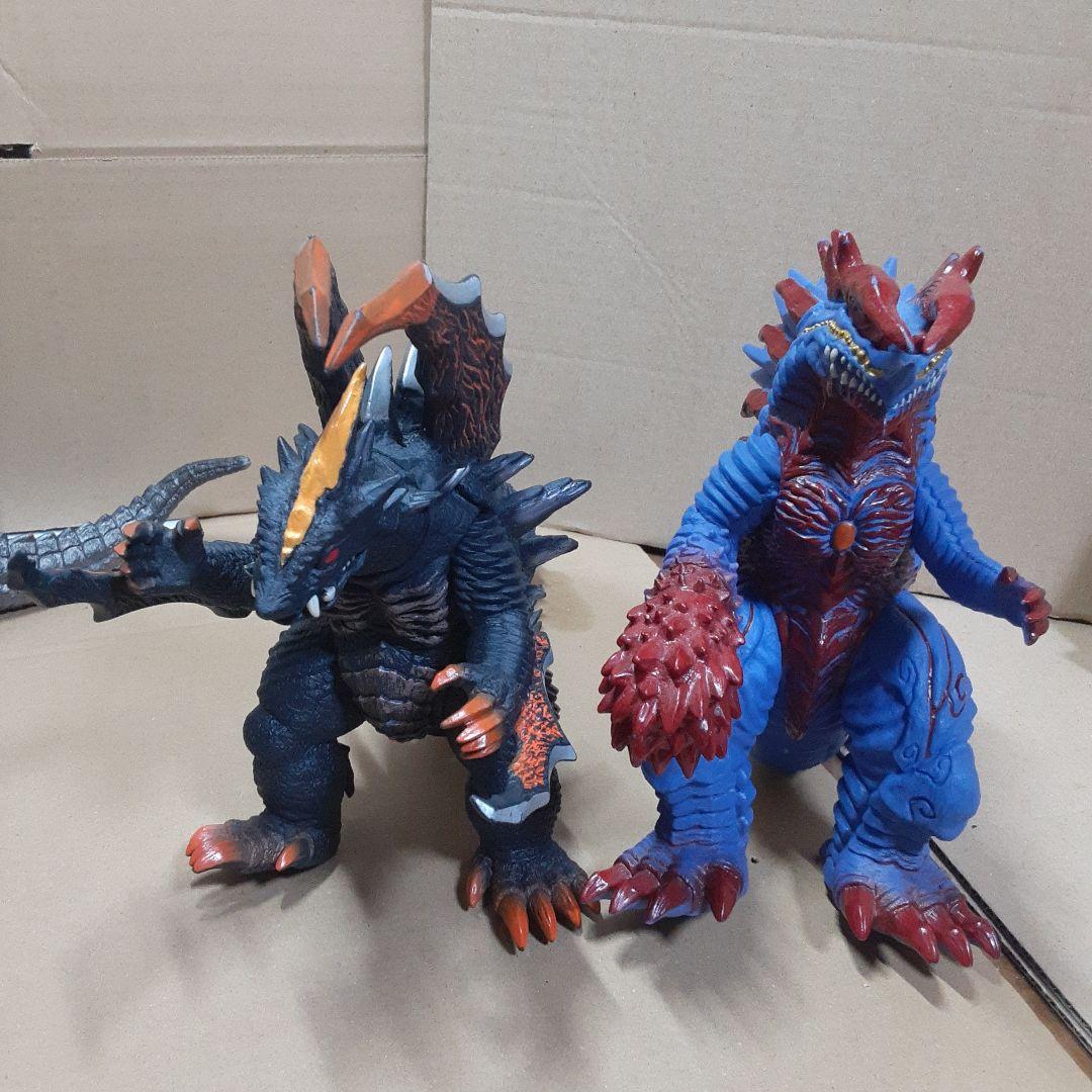 ウルトラ怪獣　ソフビ・ぬいぐるみ　まとめ売り