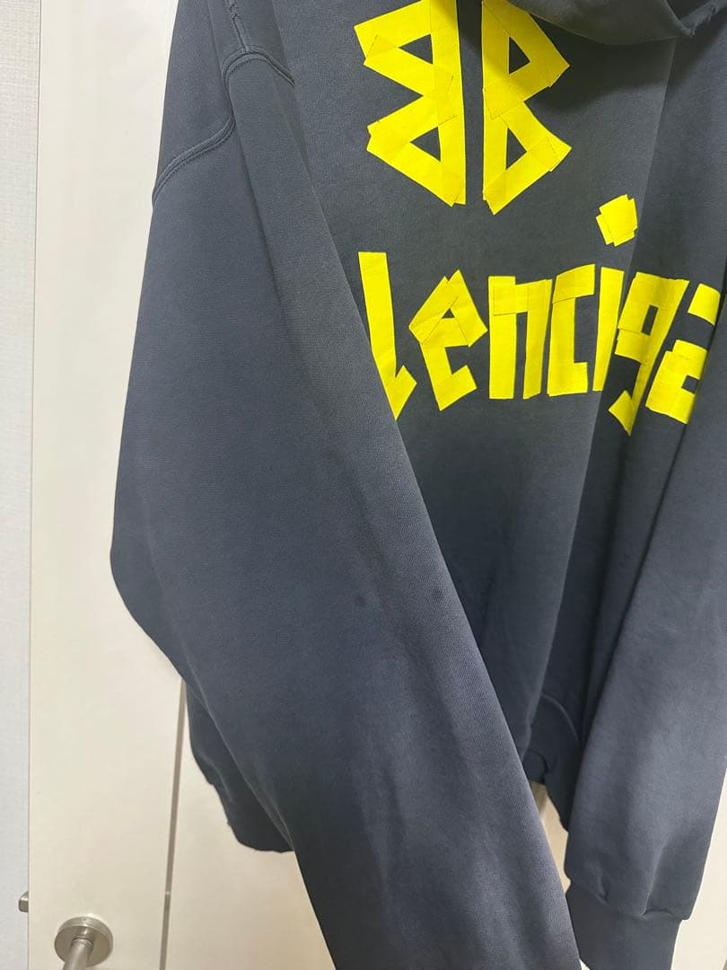 トップス 23ss TapeType Ripped PocketZip-Up Hoodie