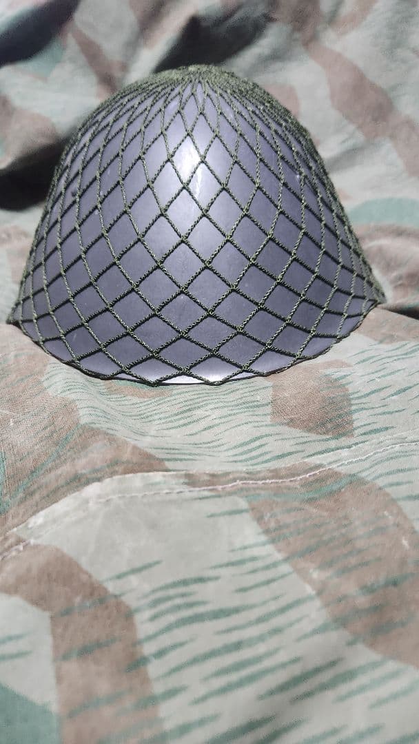 東ドイツ軍 NVA M56/66ヘルメット （ドイツ軍、冷戦