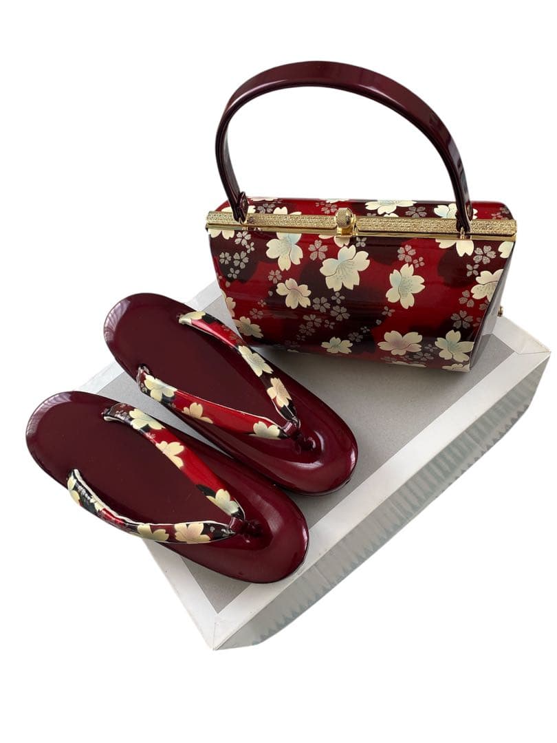 成人式・和装用バッグと草履・髪飾りセット（ファー付）