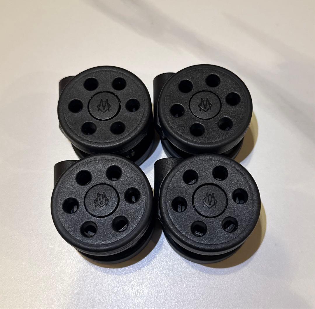 リモワ RIMOWA エッセンシャルキャビン用 ホイール 4個セット 黒