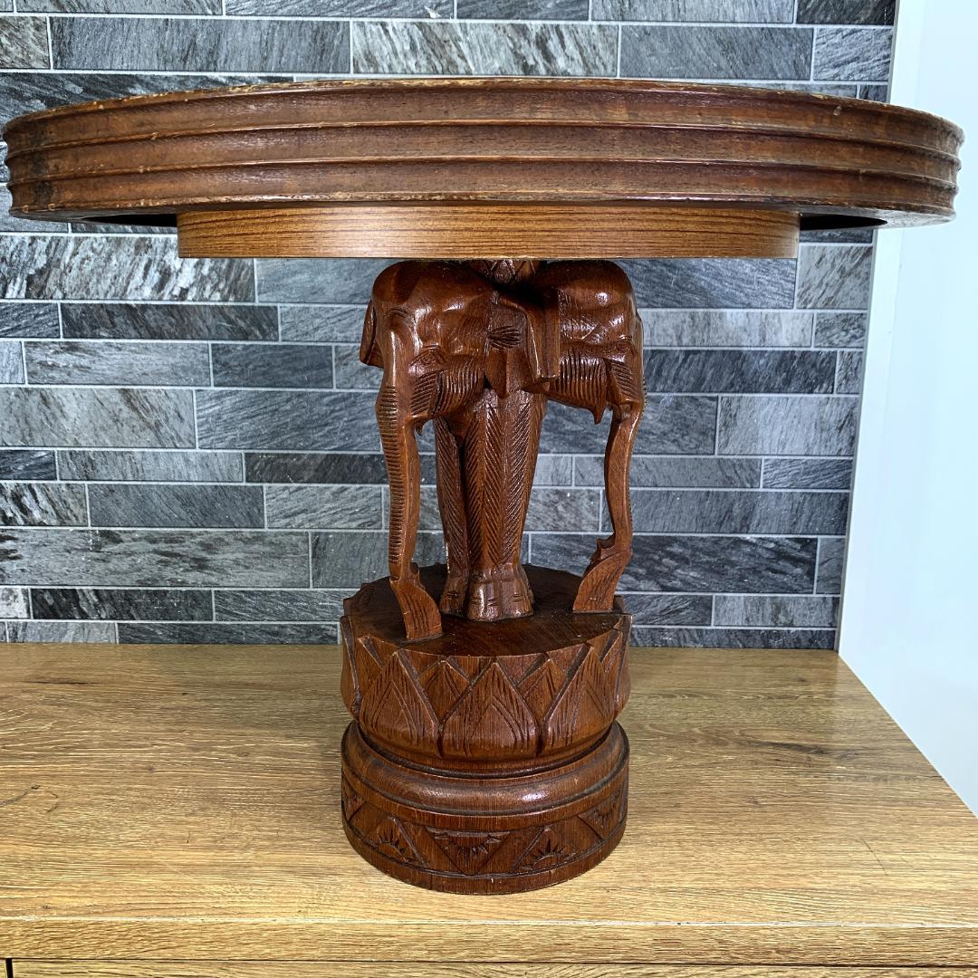 インド民芸品　木彫り机　天板直径51.5㎝サイズ　花台　サイドテーブル