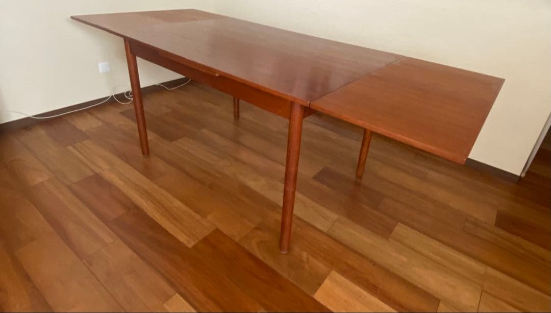 【送料込】【難あり】北欧ビンテージのテーブル