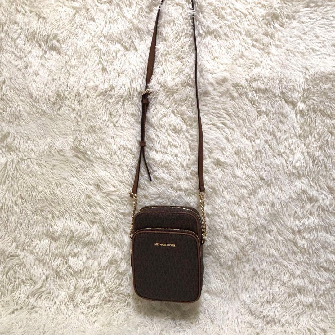✨未使用級　マイケルコース　ショルダーバッグ カメラバッグ 肩掛け　ブラウン
