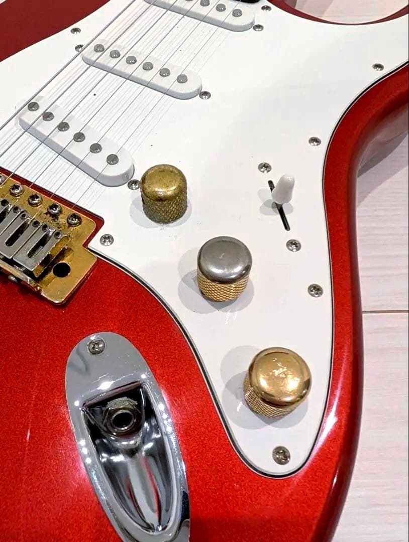 BUSKER’S BST Stratocaster Red llic
