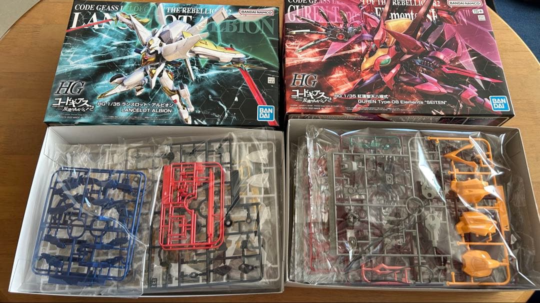 HG 1/35 ランスロットアルビオン.紅蓮聖天八極式