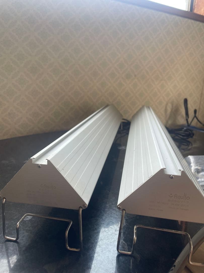 アクロ　トライアングル　グロウ　LEDライト 60cm 用 2本セット