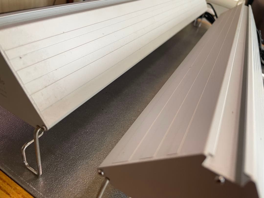 アクロ　トライアングル　グロウ　LEDライト 60cm 用 2本セット