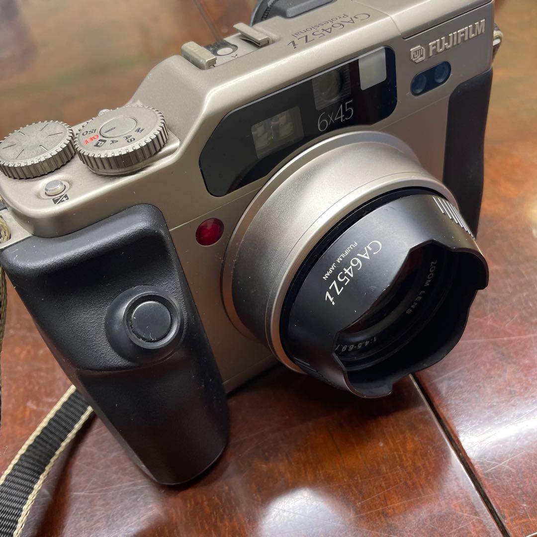 フィルムカメラ FUJIFILM GA645Zi
