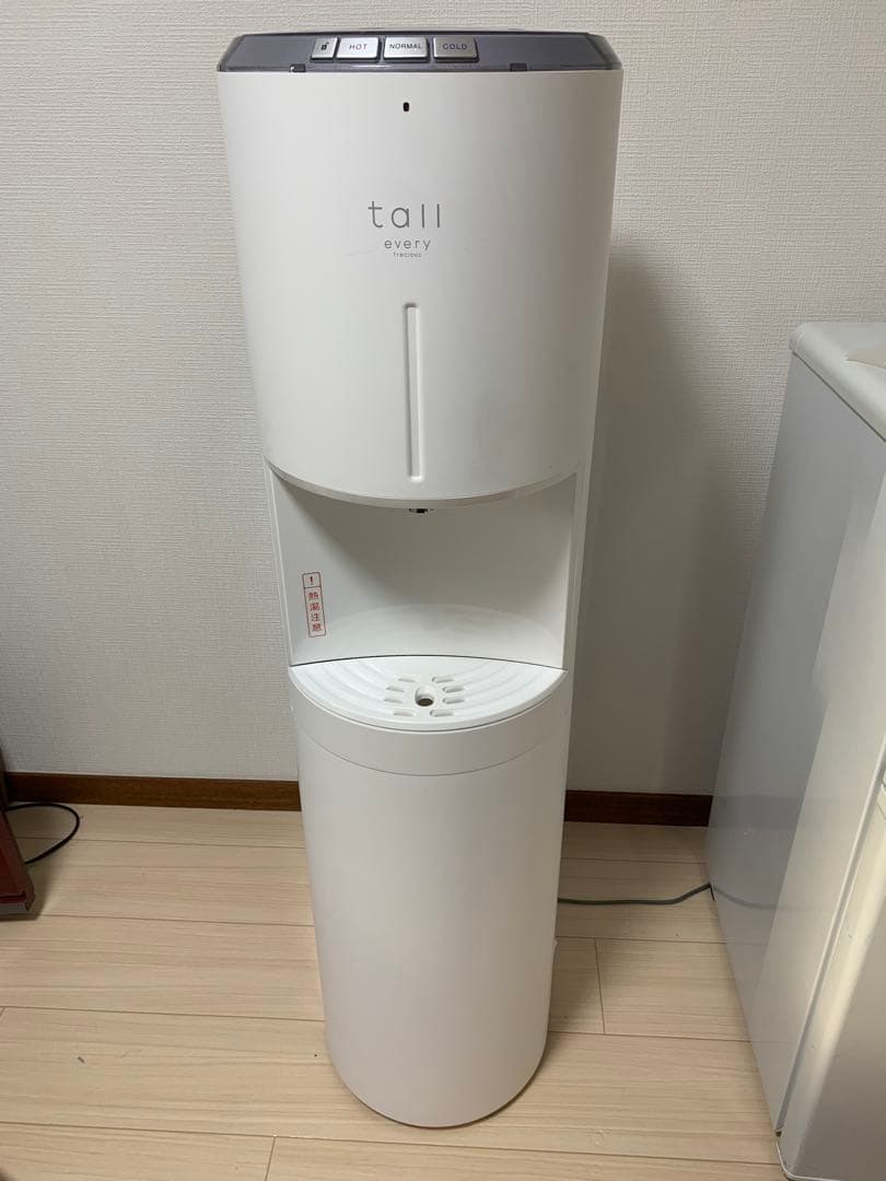ウォーターサーバーエブリィフレシャス　トールBSS-311 交換カードリッジつき