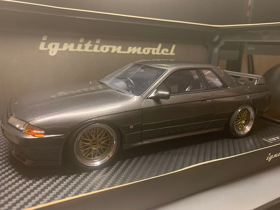 ミニカー Skyline GT-R R32 1/18 ignition model