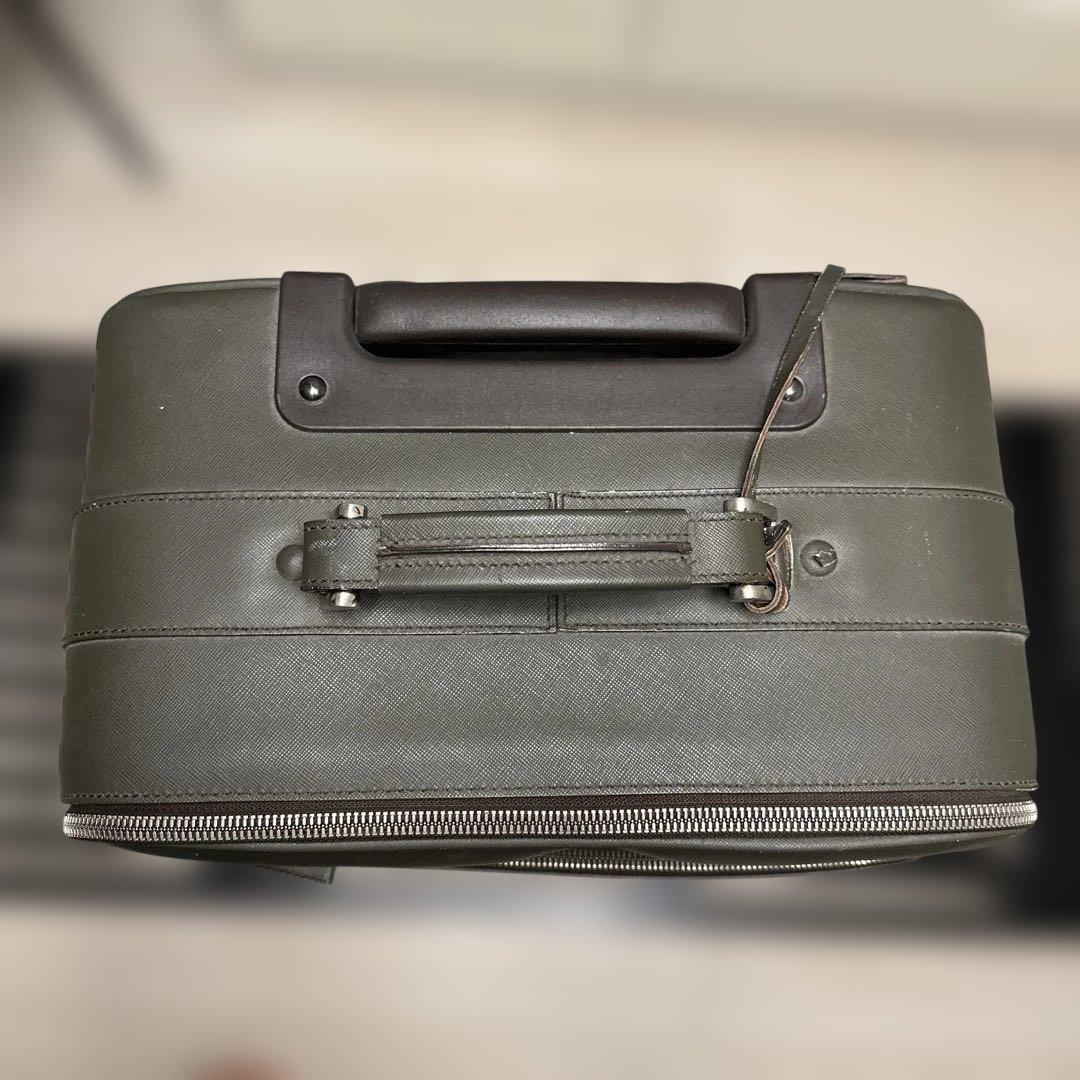 PRADA オリーブグリーン レザーキャリーケース期待持ち込みサイズ