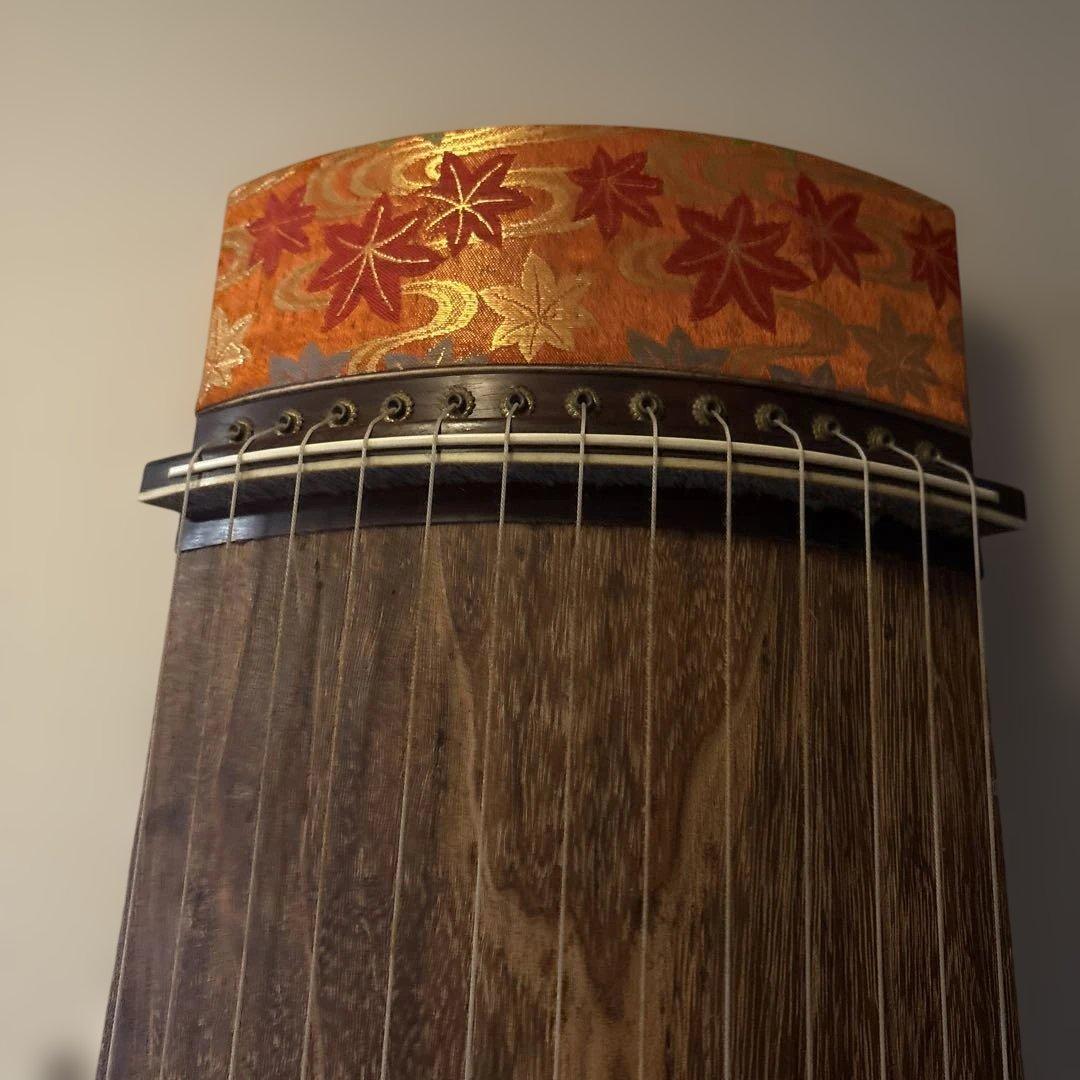 伝統的な木製筝 13弦 和楽器