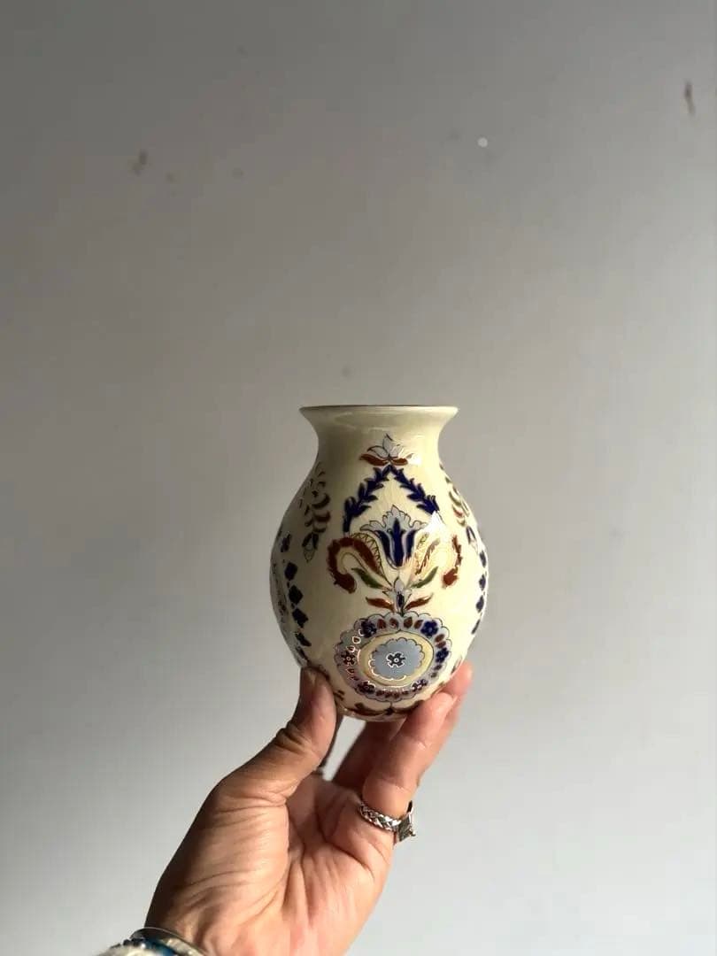 806ヴィンテージ Zsolnay ジョルナイ ハンガリー 美しい花瓶 BASE