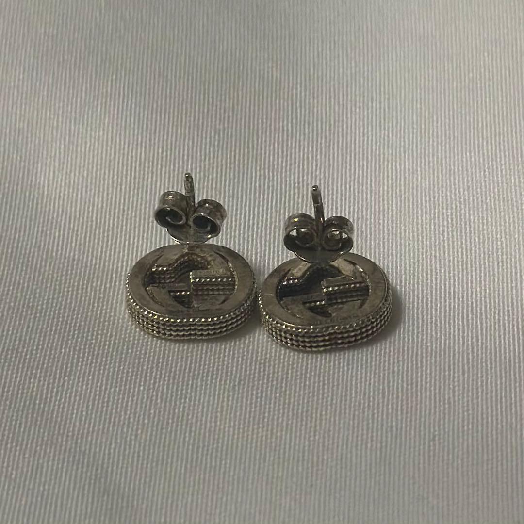 A*i様 Gucci ロゴ入りピアス