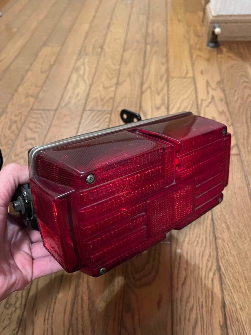 cb750f テールランプ、ウインカー