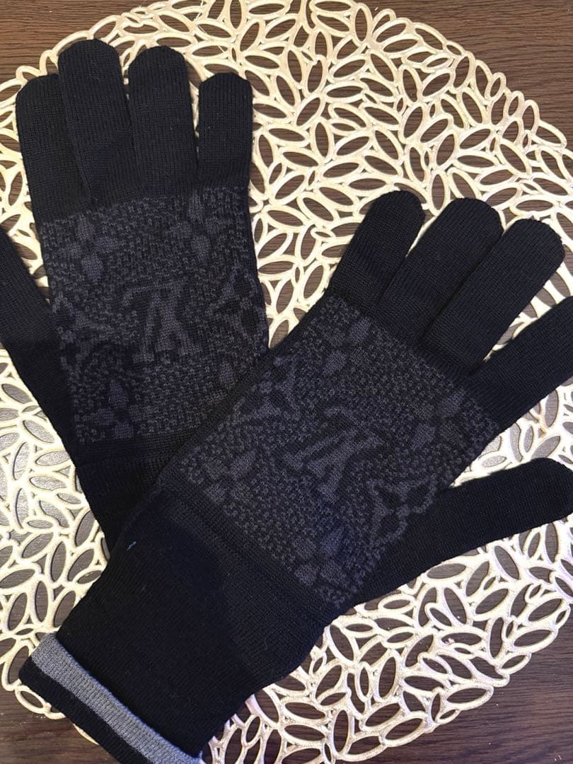 ルイヴィトン　メンズ　手袋