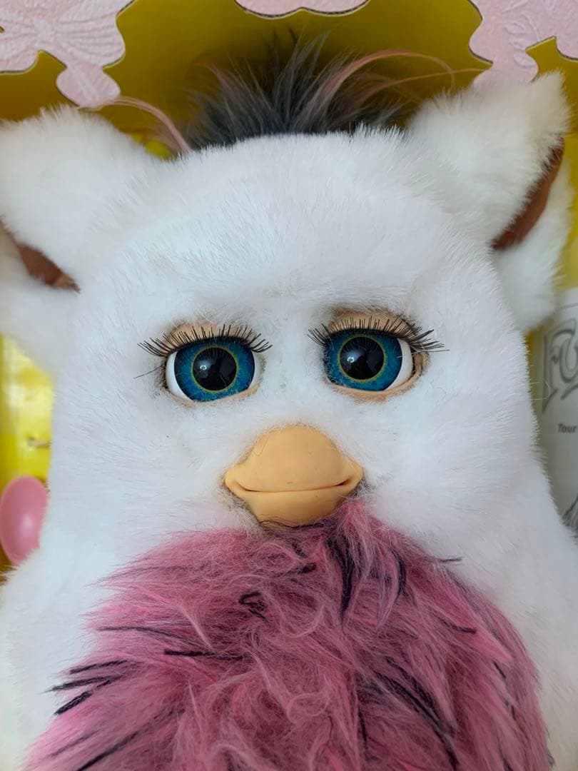 Furby 2 ファービー2 英語版・未使用美品　赤黒　パッションフルーツ