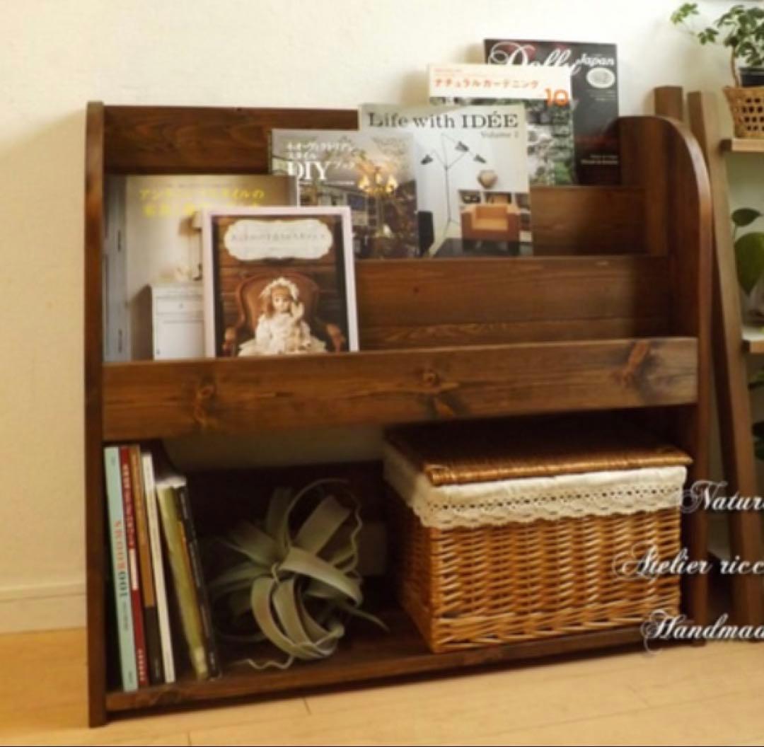 【送料込】無垢材の絵本棚　ハンドメイド作家作品