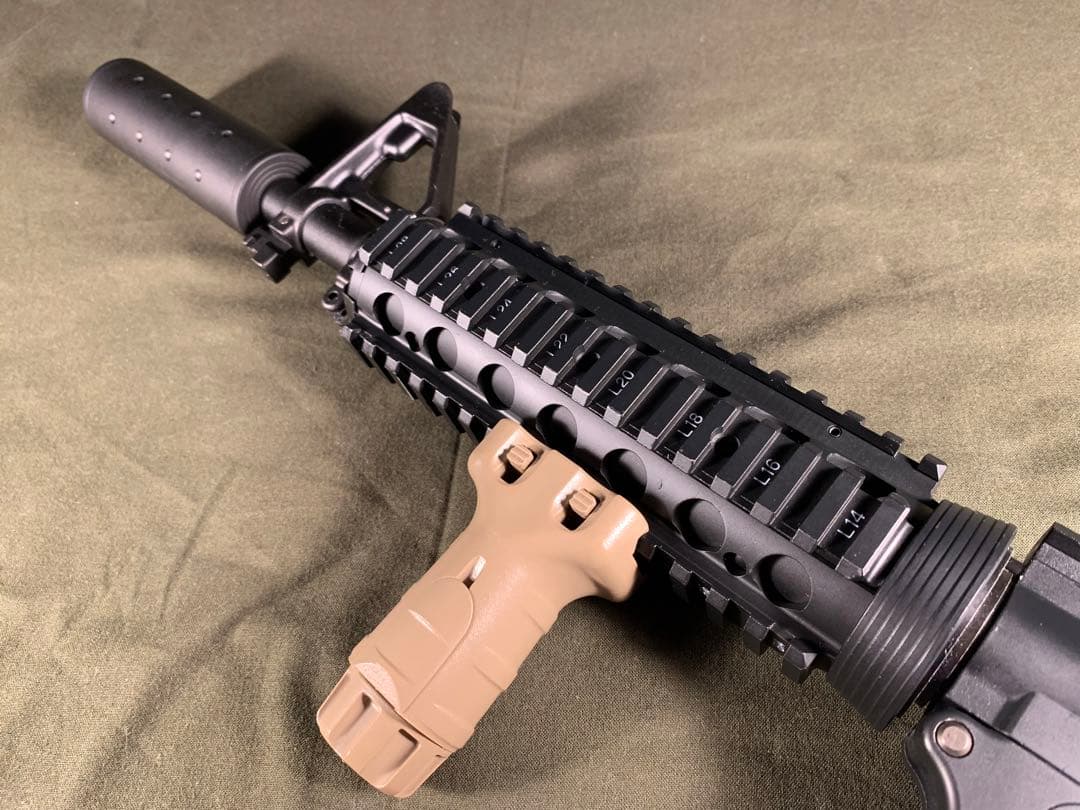 次世代電動ガン　M4 CQBR ブラック　東京マルイ　充電器等付属