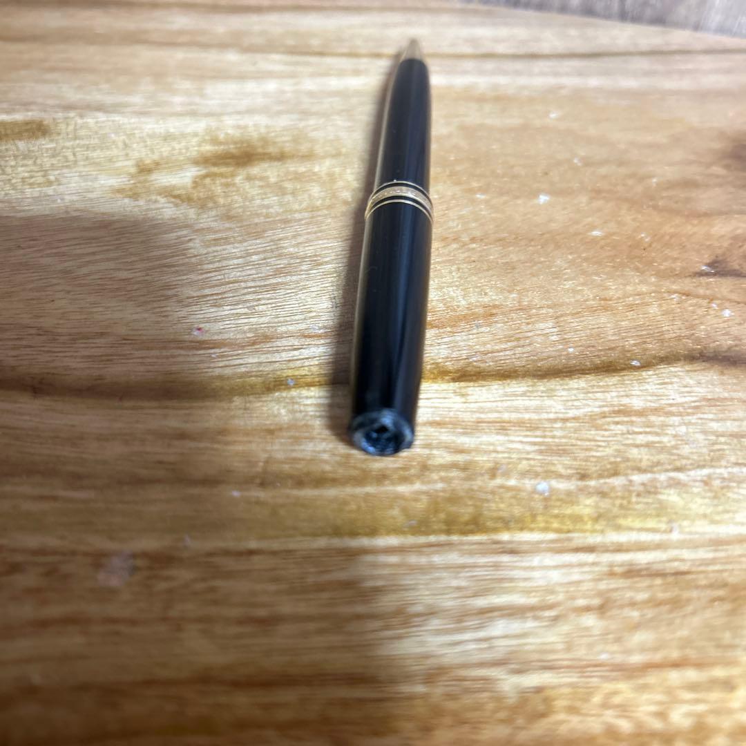 モンブラン　万年筆・ボールペン・シャープペンシルセット