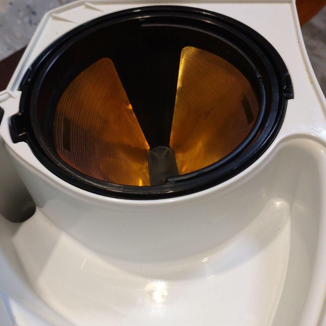 マ*ュ様 DeLonghi コンピコーヒーメーカー BC041J-W