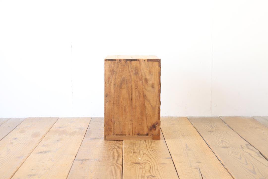 レトロ 時代箪笥 小振り 桐たんす タンス 収納 引き出し 抽斗 6杯 古家具