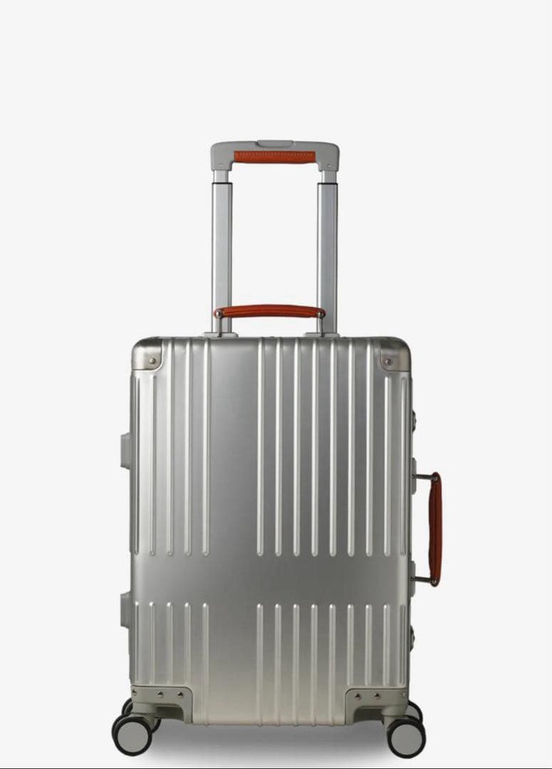 新品未開封Innovator INV1811STP ステアリングシルバー 36L