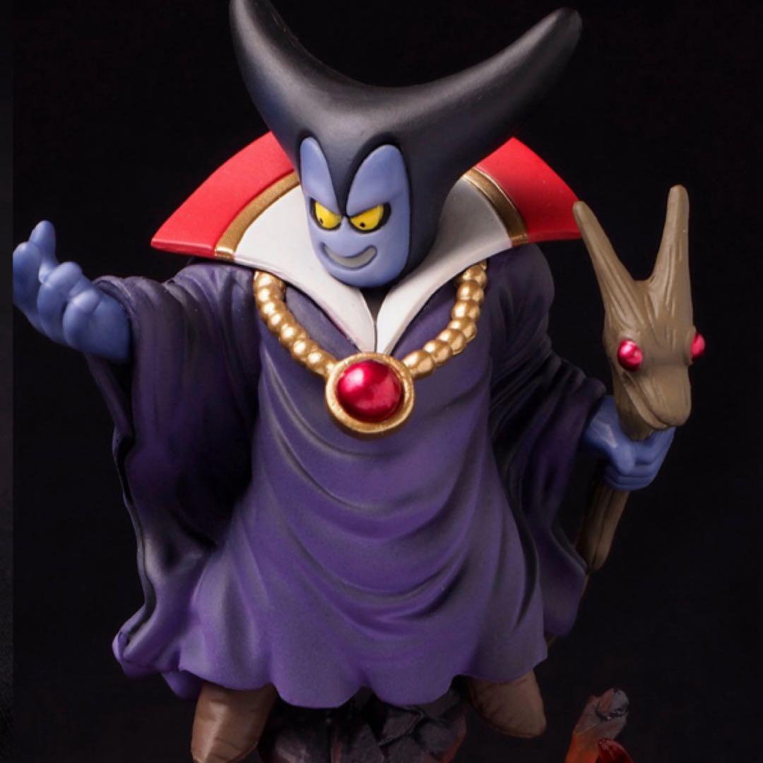 新品 ドラゴンクエスト アタルス りゅうおう ヴィネットフィギュア 送料込み