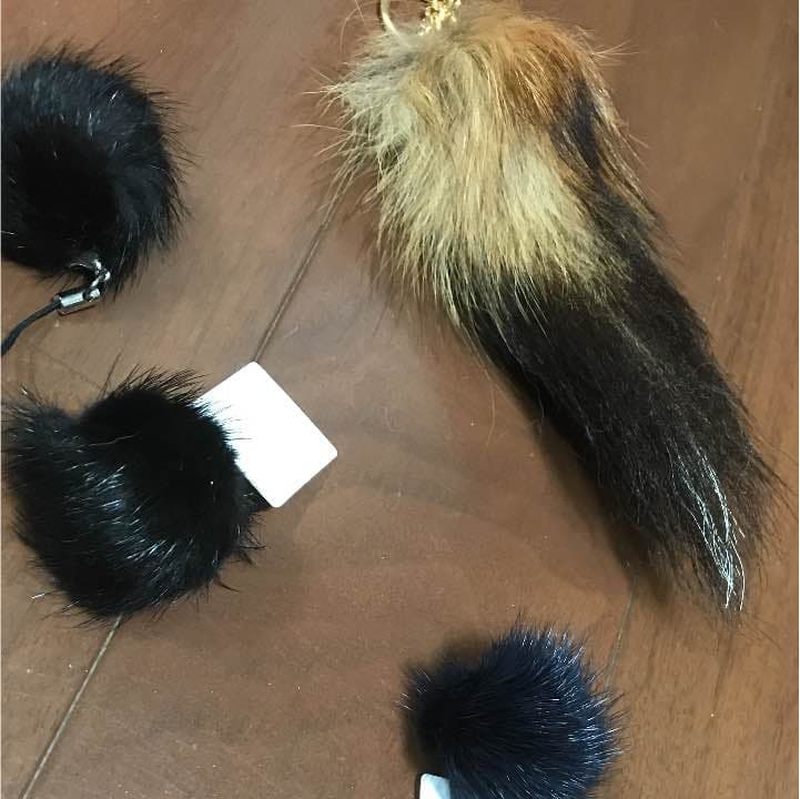 【新品】ミンクの毛のストラップ