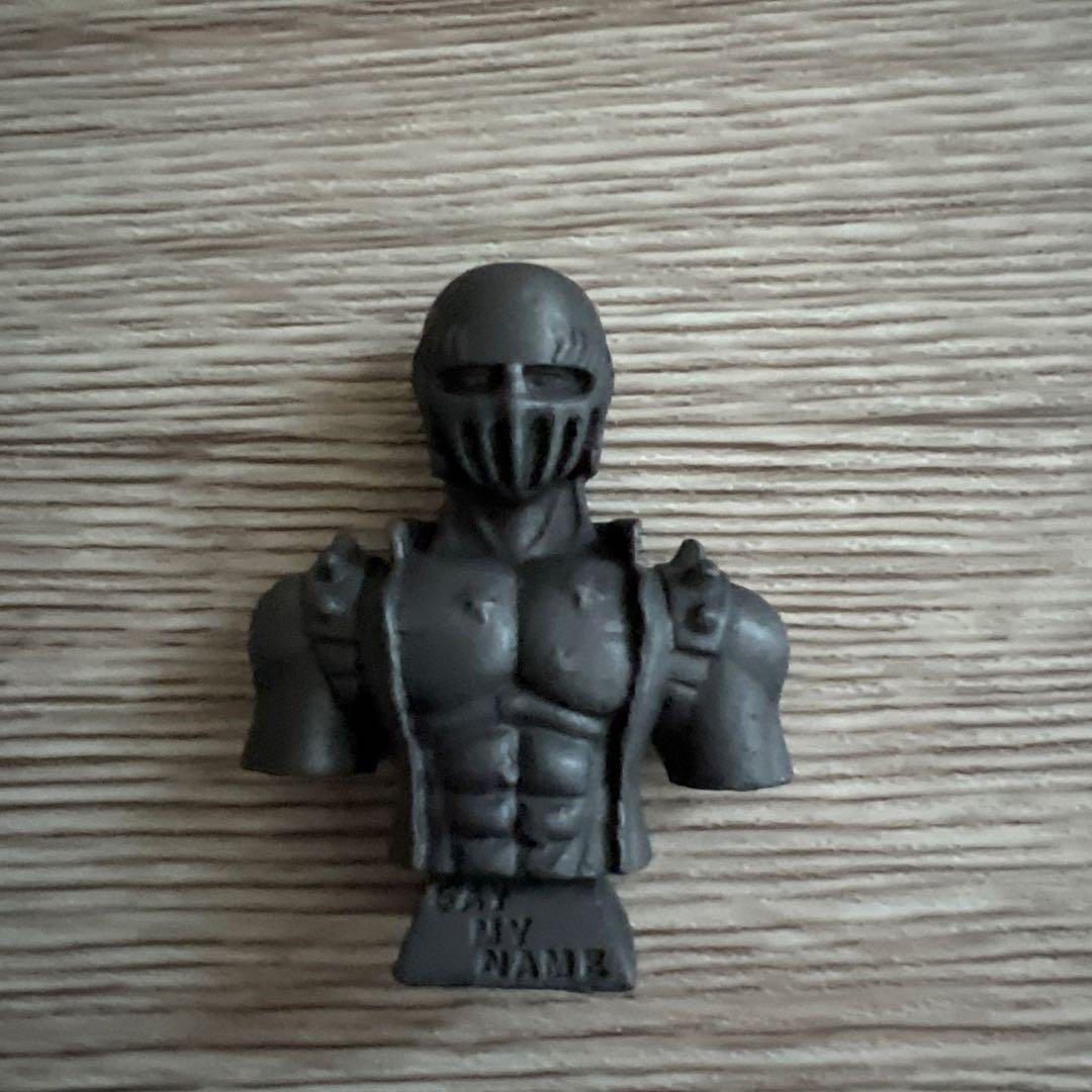 非売品ジャギ・メタル胸像とオマケ