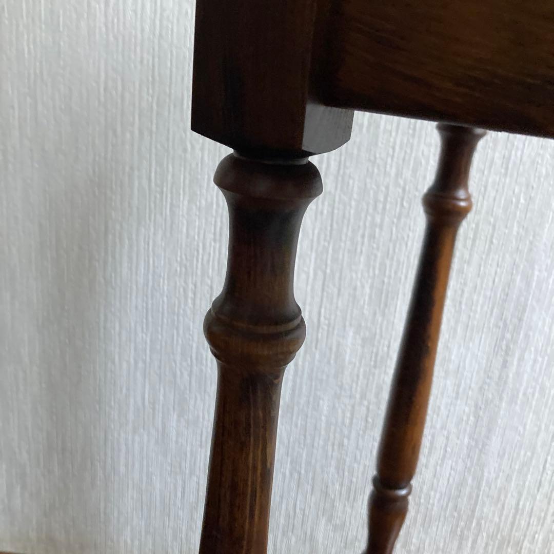 カリモク希少コーナーテーブル