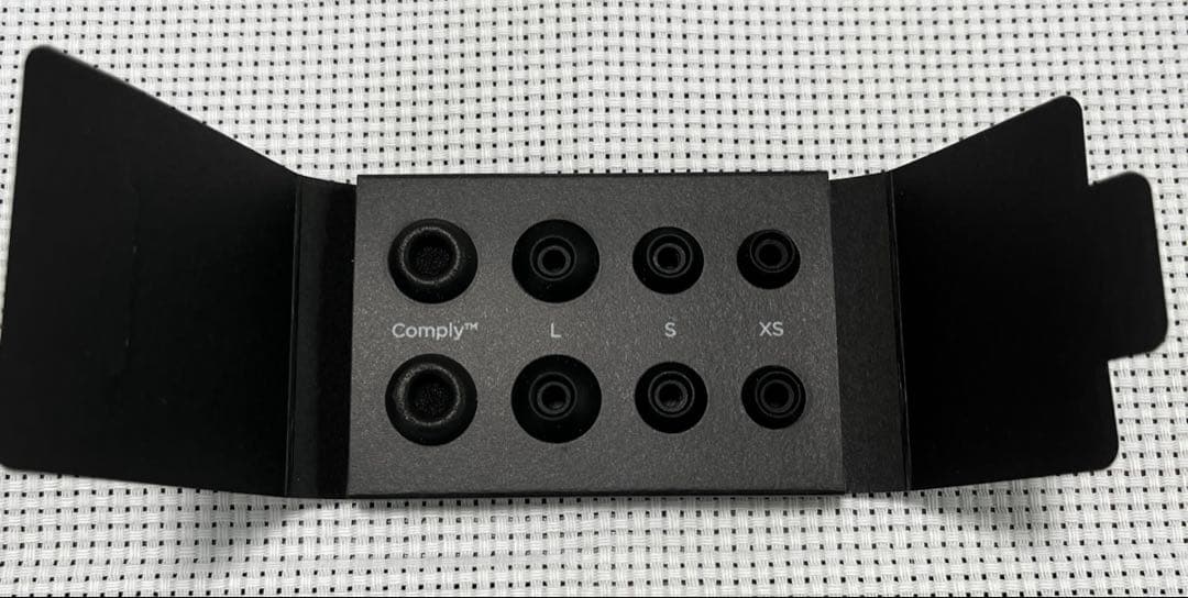 Bang & Olufsen Beoplay Eleven ワイヤレスイヤホン