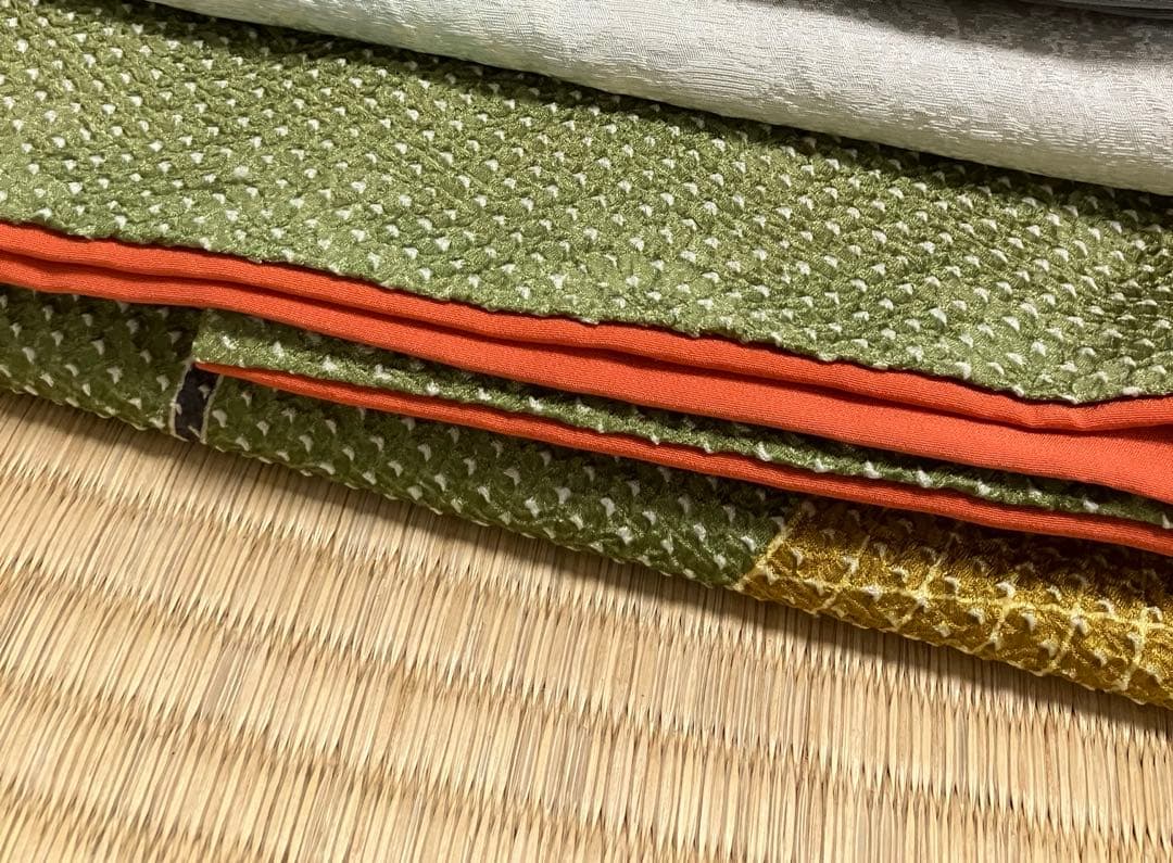 藤娘きぬたや　正絹総絞り振袖