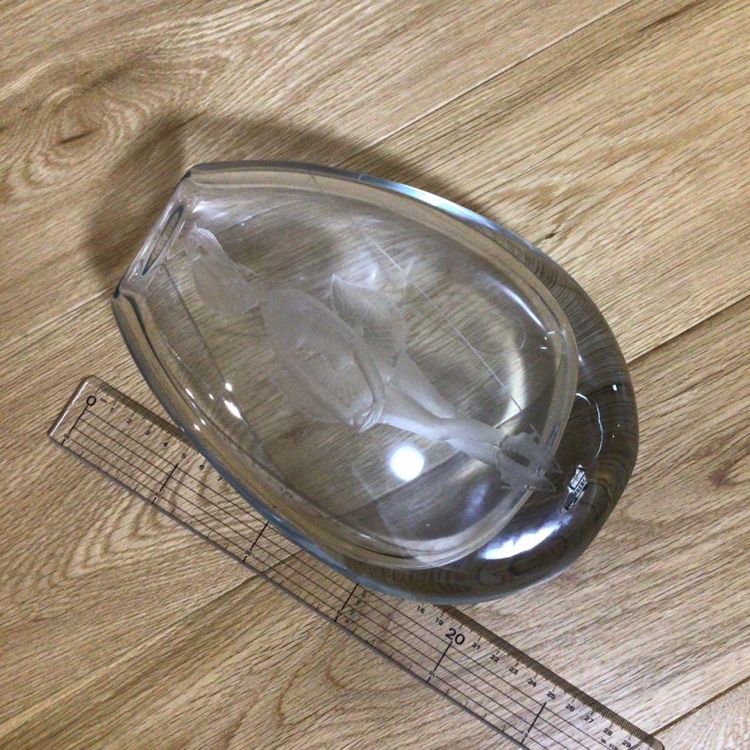 スエーデン　作家物　ガラス製　　スケーター　少女