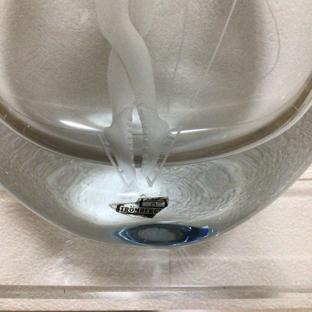 スエーデン　作家物　ガラス製　　スケーター　少女