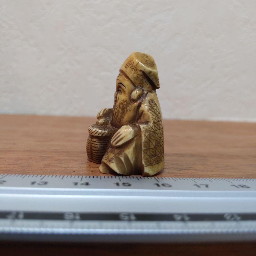 時代提物 七福神根付 天然素材 【寿老人】高さ約3.7cm 重さ約22ｇ縁起物