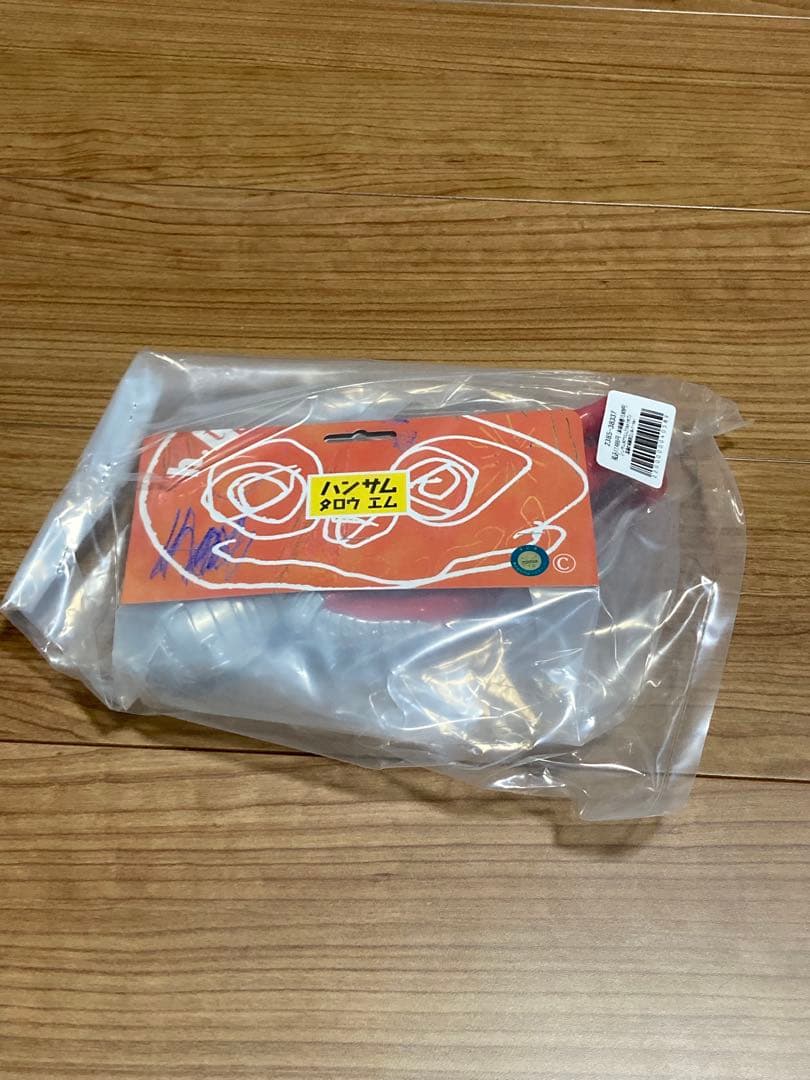 【ハンサムタロウエム】ウルトラセブン/墓場の画廊別注シルバーVer. ソフビ