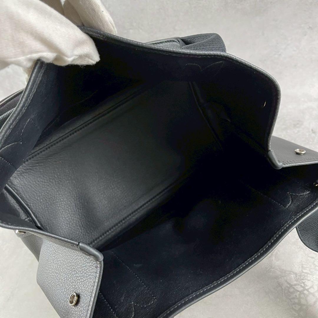 【極美品】バレンシアガ ネイビーカバス S トートバッグ エブリデイ レザー 黒