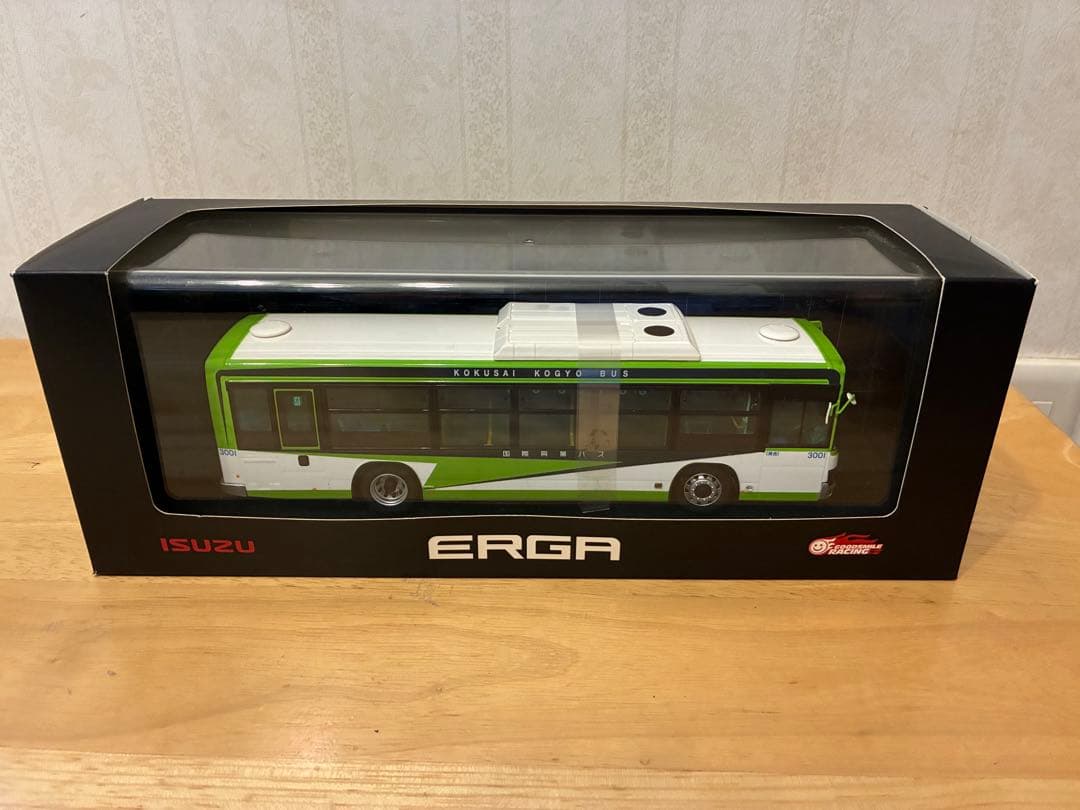 グッドスマイルレーシング　いすゞエルガ1/43 国際興業バス
