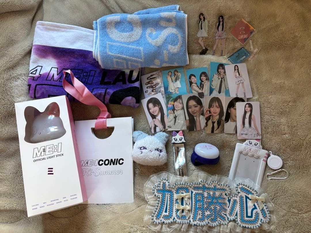 ME:I加藤心グッズセット（カード、タオル、キーホルダー、アクスタ）