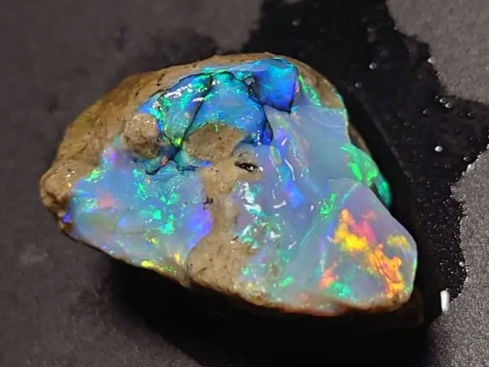 ウェロ産　チョーク　エチオピアオパール　標本　鉱物　原石　プレシャス