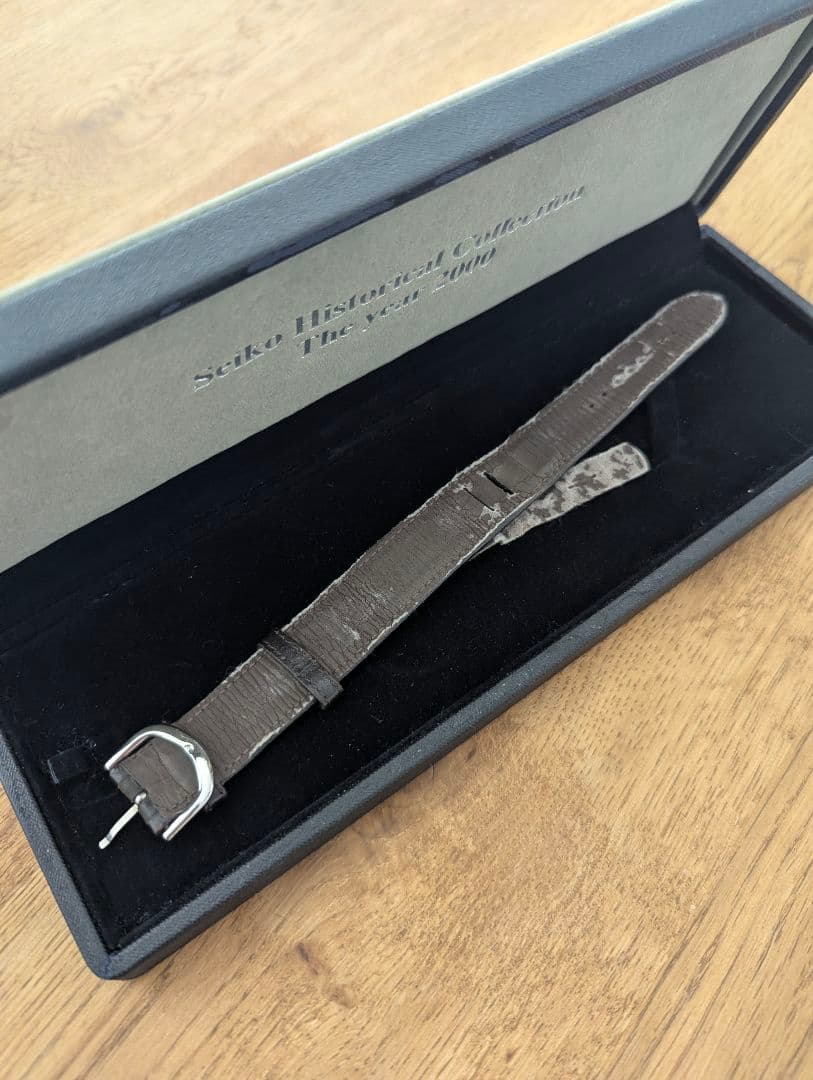 【希少】セイコーヒストリカルコレクション THE YEAR 2000 ローレル