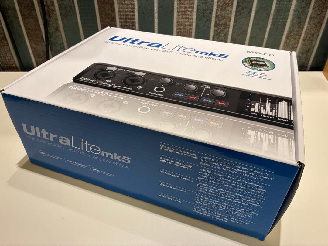 MOTU UltraLite mk5 オーディオインターフェイス